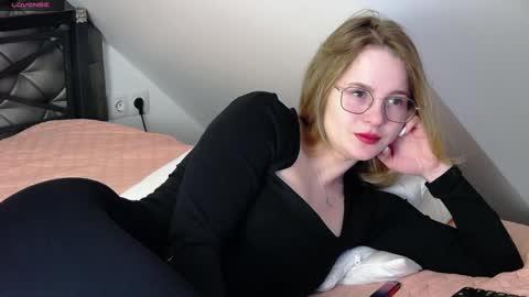 Cindy online show from December 2024 06:04:01 AM