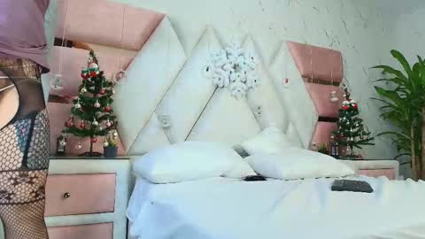 Snapshot of cinthiafoster chatting on December 2024 08:47:02 PM Cinthiafosters online show from December 2024 08:47:02 PM