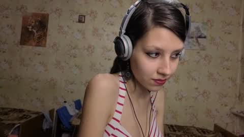 Snapshot of cirabonnet chatting on October 2025 10:06:01 AM Lisa Salivan online show from October 2025 10:06:01 AM