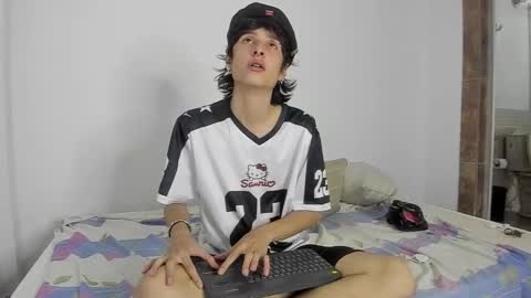 Snapshot of cirosky_elchicopolla chatting on February 2026 04:49:02 PM cirosky_elchicopolla online show from February 2026 04:49:02 PM