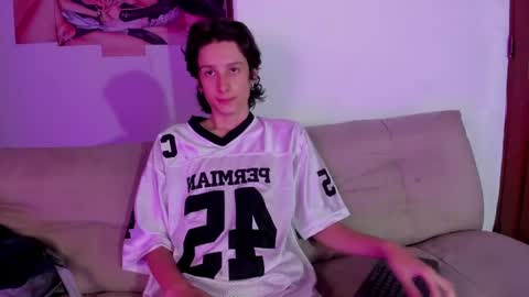 Snapshot of cirosky_elchicopolla chatting on March 2026 03:23:01 AM cirosky_elchicopolla online show from March 2026 03:23:01 AM