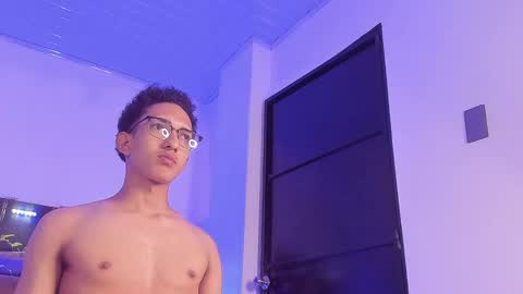 cj_davis1 online show from November 2025 09:53:01 PM