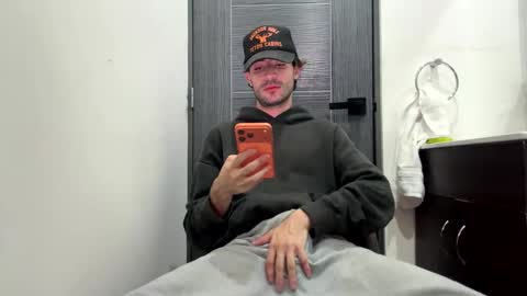 ckeefer96 online show from February 2026 03:23:01 AM