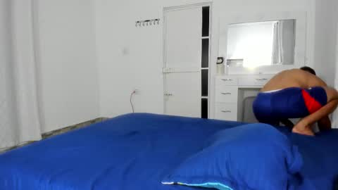 Claimom online show from November 2025 04:33:02 AM