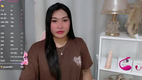 Snapshot of claire_wntr chatting on July 2026 05:56:02 PM CLAIRE online show from July 2026 05:56:02 PM