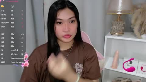 Snapshot of claire_wntr chatting on July 2026 07:56:02 AM CLAIRE online show from July 2026 07:56:02 AM