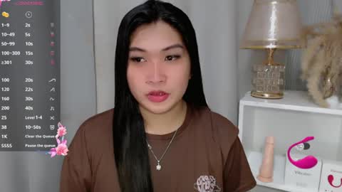 Snapshot of claire_wntr chatting on July 2026 04:50:01 AM CLAIRE online show from July 2026 04:50:01 AM