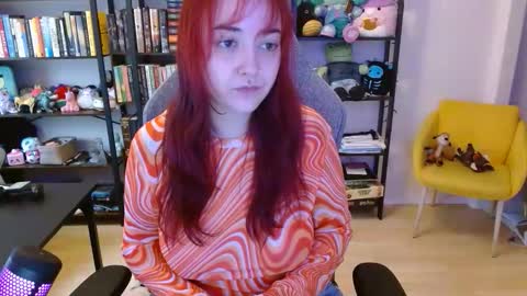Snapshot of clairebarez chatting on April 2026 11:18:02 PM Claire online show from April 2026 11:18:02 PM