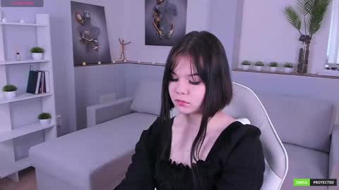 Claire Faers online show from February 2025 09:30:01 AM