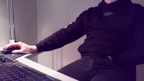 clamshive7 online show from March 2026 06:22:02 PM