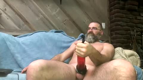 Snapshot of clamsplitter420 chatting on February 2025 12:21:02 PM Clamsplitter420 online show from February 2025 12:21:02 PM