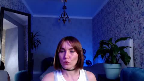 Snapshot of clara_bendover chatting on February 2025 05:51:01 PM Clara online show from February 2025 05:51:01 PM