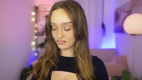 Clara smile online show from January 2026 07:51:02 PM