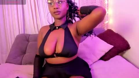 Snapshot of claradoll_ chatting on July 2026 02:20:02 AM Clara online show from July 2026 02:20:02 AM