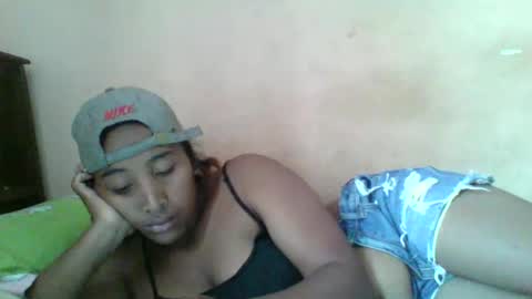 Clarah0123 online show from October 2025 08:06:01 AM