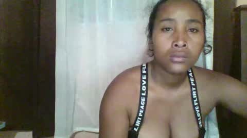 Clarah0123 online show from October 2025 07:14:02 PM