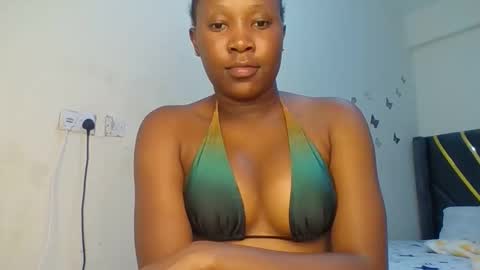 clara11 online show from March 2026 09:40:02 PM