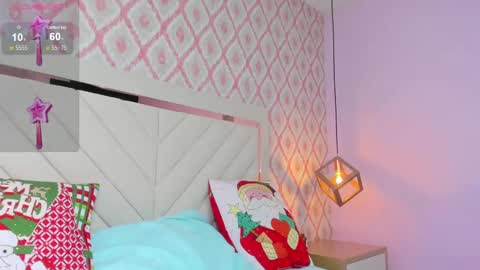 Snapshot of clarise_hall chatting on December 2024 10:43:02 PM C L A R I S E online show from December 2024 10:43:02 PM