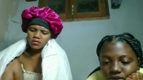 clarisse98 online show from October 2025 01:28:02 AM