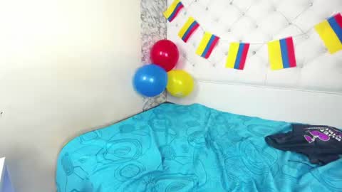 Snapshot of clarita_hills chatting on June 2026 07:59:01 PM Clarita hill online show from June 2026 07:59:01 PM