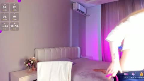 Snapshot of clarity_yumi chatting on November 2025 12:51:02 PM Yumi online show from November 2025 12:51:02 PM