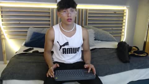 Snapshot of clark_ken1 chatting on February 2026 08:27:01 PM clar online show from February 2026 08:27:01 PM