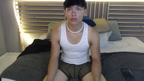 Snapshot of clark_ken1 chatting on February 2026 10:53:01 PM clar online show from February 2026 10:53:01 PM