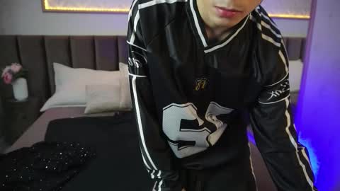 Clark online show from March 2026 06:11:02 PM