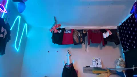 clarkshammer95 online show from October 2025 04:27:01 PM