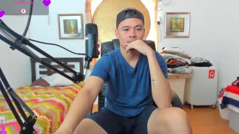 Snapshot of clarkyplaze chatting on January 2025 12:36:01 AM Clark online show from January 2025 12:36:01 AM