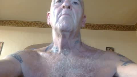 Snapshot of classic_rock_and_oldies chatting on June 2026 12:19:02 AM Pizza online show from June 2026 12:19:02 AM
