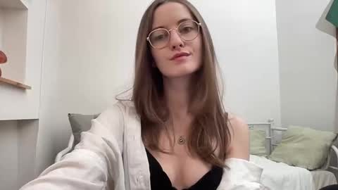 Snapshot of classyandgirly chatting on February 2026 09:04:01 PM classyandgirly online show from February 2026 09:04:01 PM