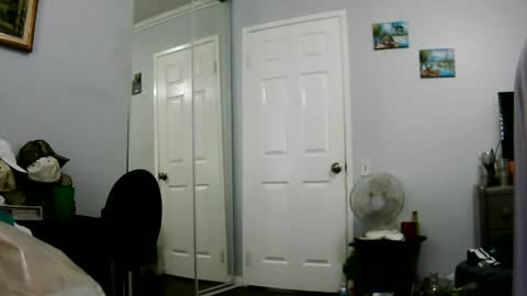 Claudia online show from May 2026 04:03:02 PM
