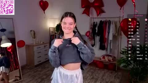 Snapshot of claudinedates chatting on February 2026 01:12:01 AM Lei your Angel online show from February 2026 01:12:01 AM