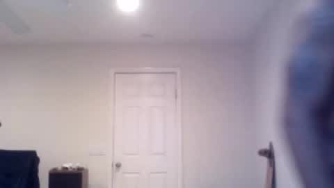 Snapshot of cle5632 chatting on April 2026 12:52:02 AM cle5632 online show from April 2026 12:52:02 AM