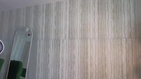 Clementine online show from November 2025 12:28:02 PM