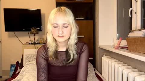 Jenny online show from November 2025 06:32:01 PM