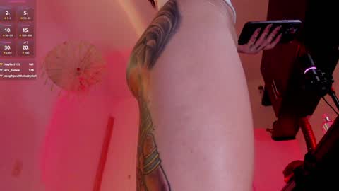 Snapshot of cleo_dblue chatting on January 2025 08:18:02 AM online show from January 2025 08:18:02 AM