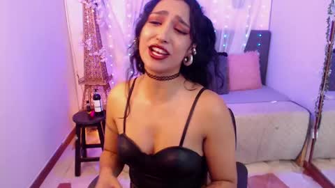 Cleo  online show from October 2025 11:34:02 PM