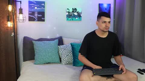 Girl Juliana and Federico online show from October 2025 07:01:01 AM