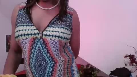 Cleopatra online show from April 2026 04:37:02 AM