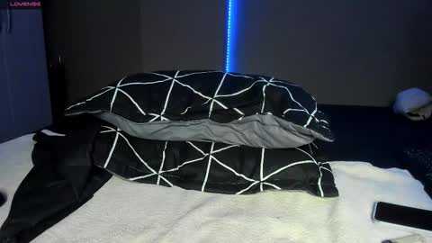 cleo y maikol online show from March 2026 01:38:01 PM