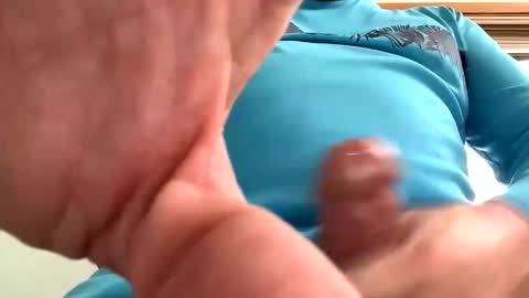 Snapshot of climberguy00 chatting on December 2025 11:46:01 PM ClimberGuy online show from December 2025 11:46:01 PM