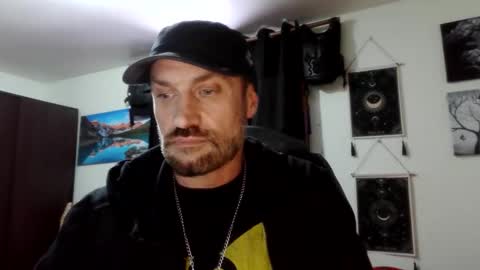 chad online show from November 2025 07:35:02 PM