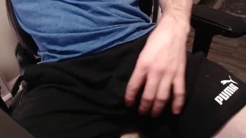 CliqueClique online show from February 2026 07:40:01 AM