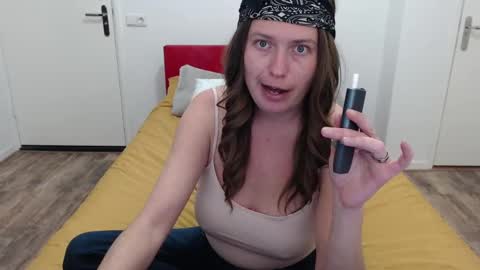 Syl  online show from February 2025 01:26:02 PM