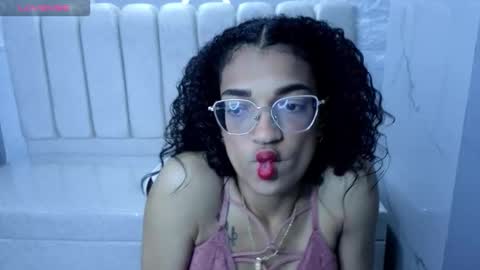 Snapshot of cloe_tx_ chatting on October 2025 02:43:02 AM cloee online show from October 2025 02:43:02 AM