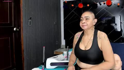 CLOE online show from November 2025 11:21:02 AM