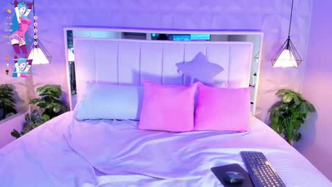 Cloe Harp  online show from January 2025 02:32:01 PM