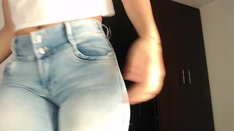 cloe online show from April 2026 01:24:02 PM